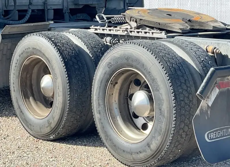 2023 Freightliner Cascadia photo 44