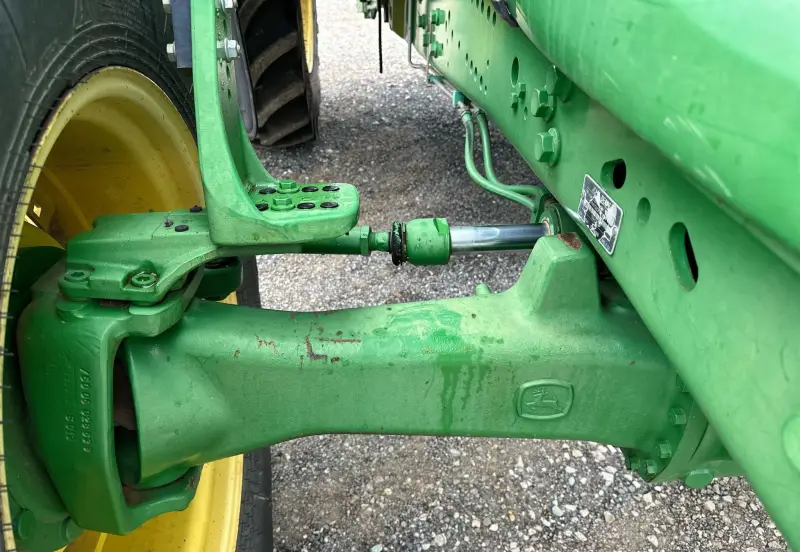 2010 John Deere 7330 photo 21