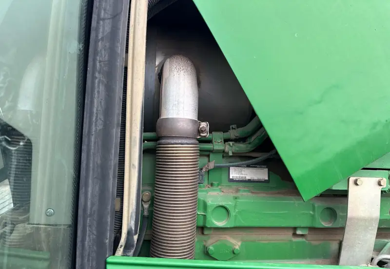 2010 John Deere 7330 photo 41