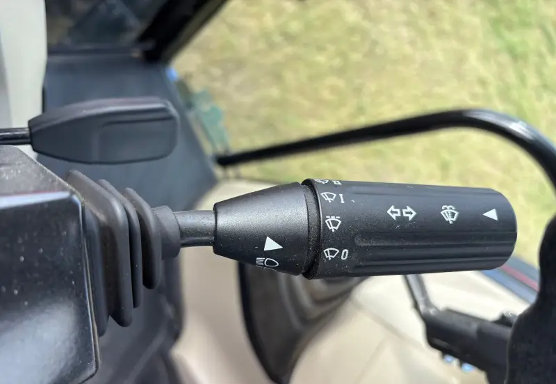 2023 Massey Ferguson 5711 Dyna-4 photo 42