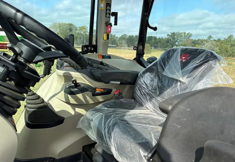 2023 Massey Ferguson 5711 Dyna-4 photo 37