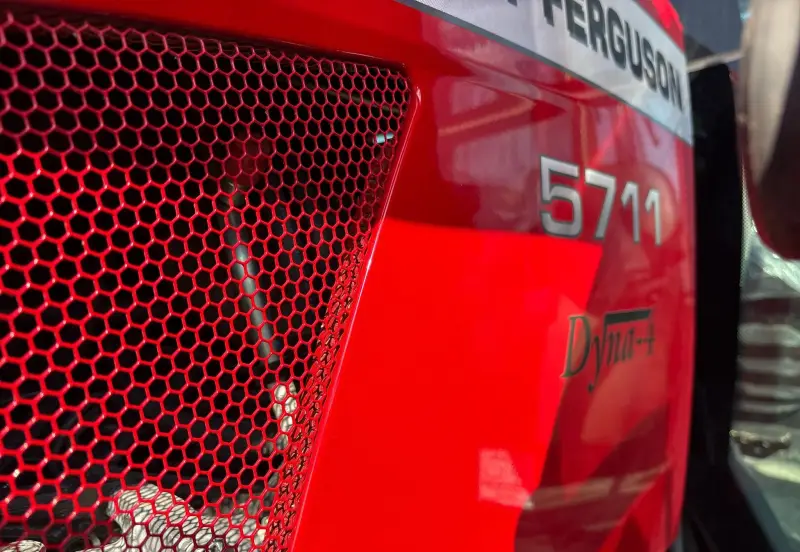 2023 Massey Ferguson 5711 Dyna-4 photo 13