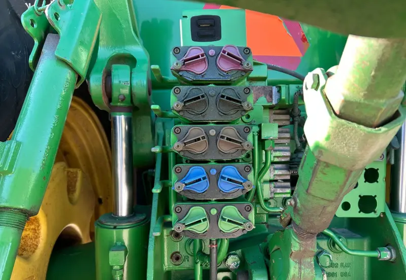 2012 John Deere 8310R photo 15