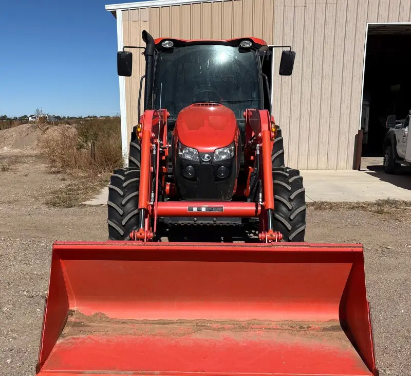 2022 Kubota M5-111D photo 2