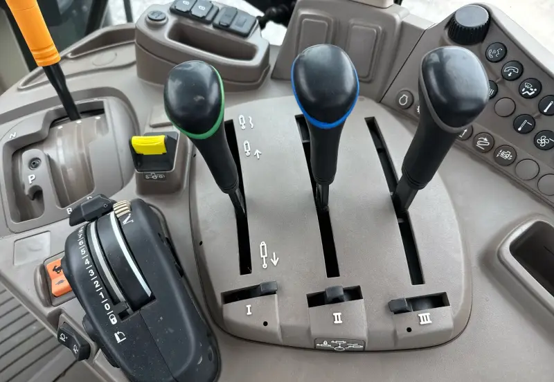 2022 John Deere 6155M photo 50