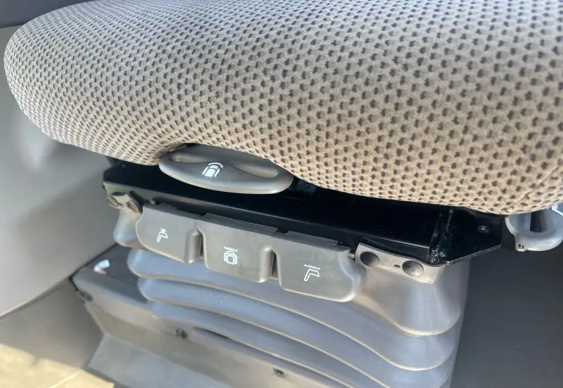 2014 John Deere 6190R photo 45