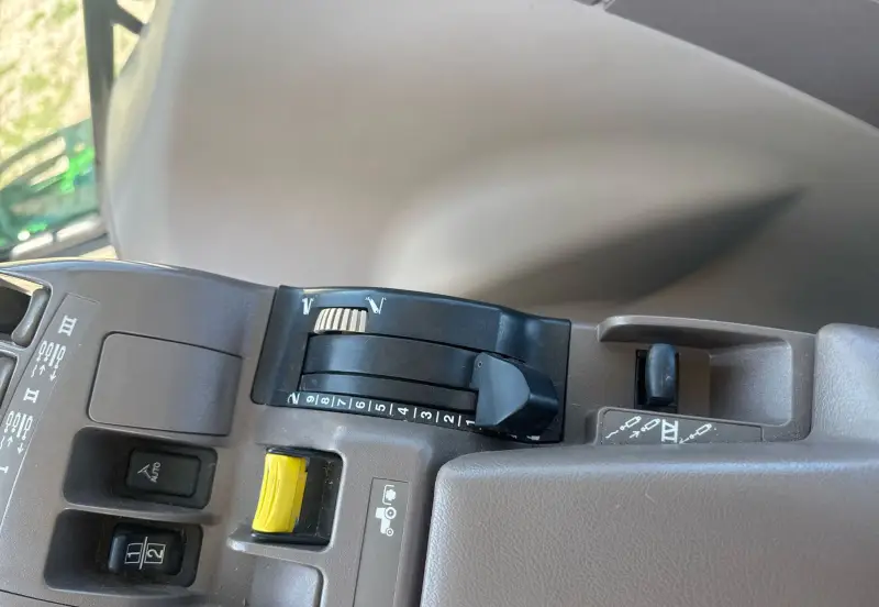 2014 John Deere 6190R photo 55