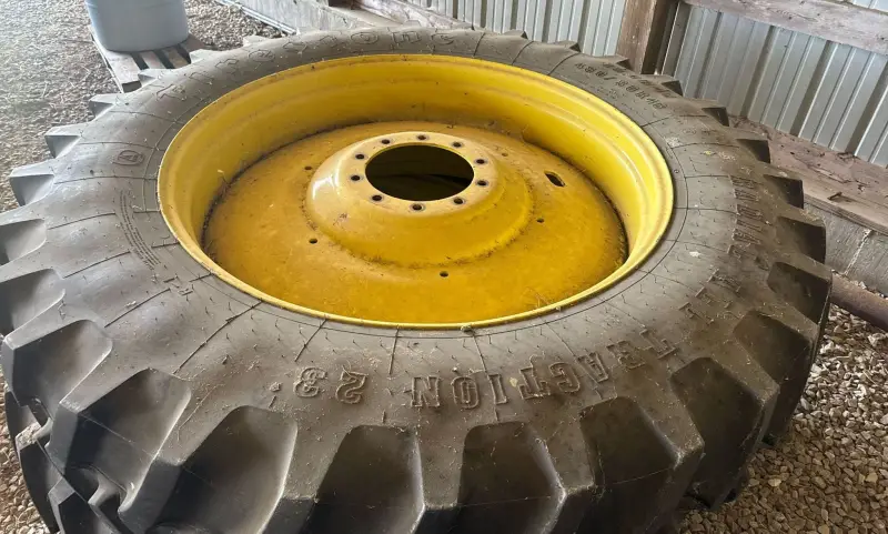 2014 John Deere 6190R photo 80