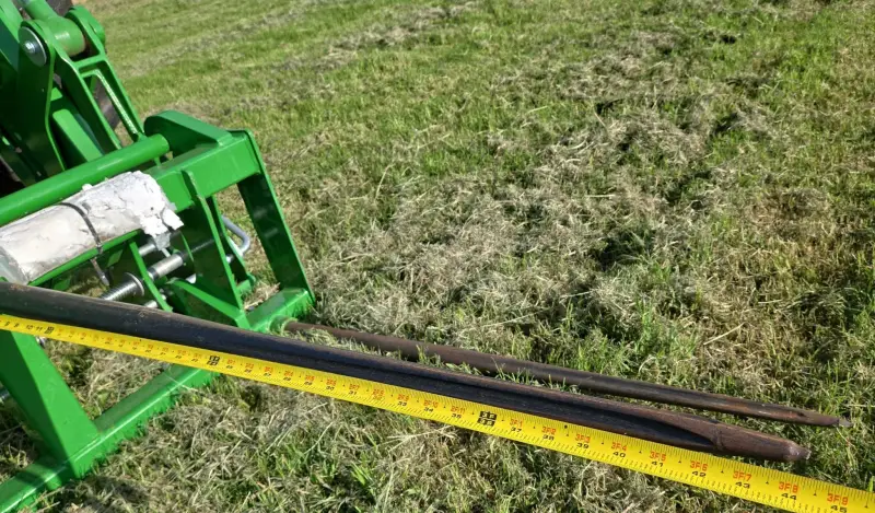 2022 John Deere 6120M photo 11