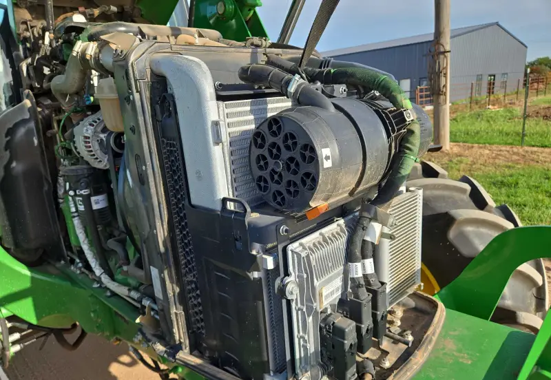 2022 John Deere 6120M photo 53