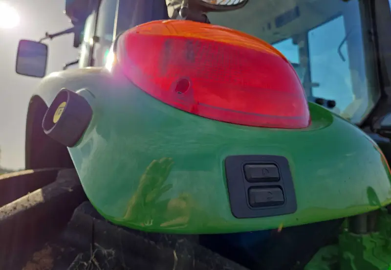 2022 John Deere 6120M photo 25