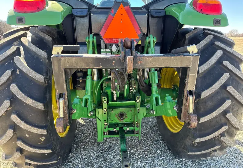 2013 John Deere 6125M photo 21