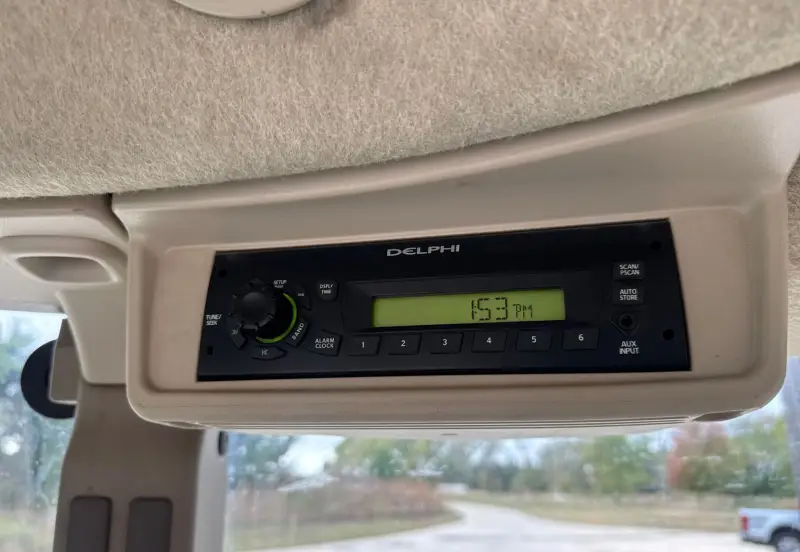 2010 John Deere 5085M photo 45