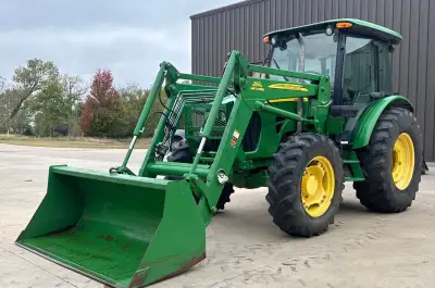 2010 John Deere 5085M