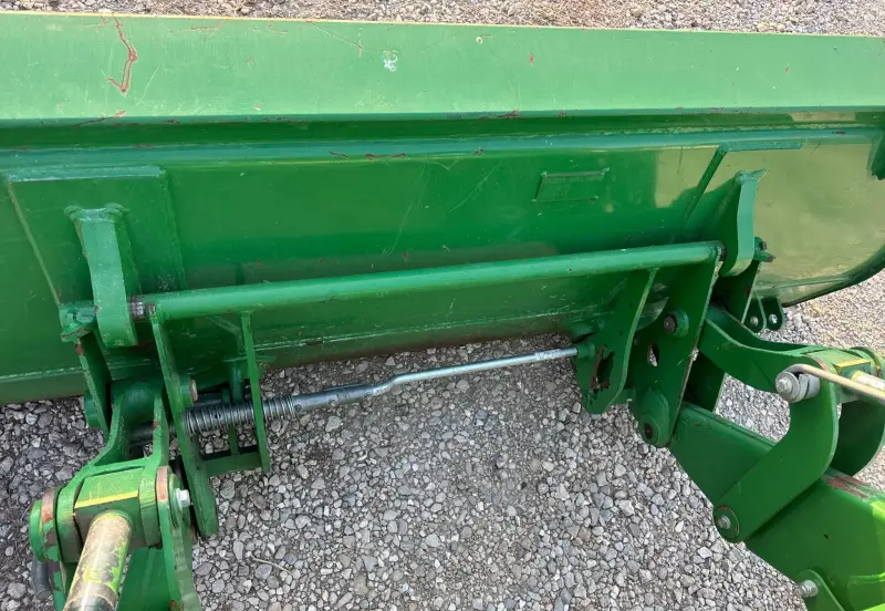 2019 John Deere 6105E photo 25