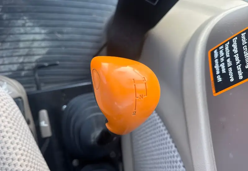 2019 John Deere 6105E photo 80