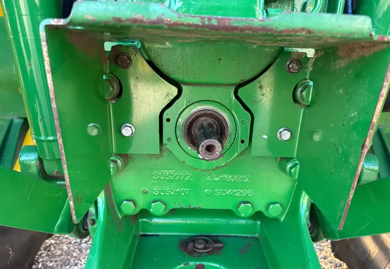 2019 John Deere 6105E photo 48