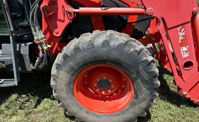 2017 Kubota M6S-111 photo 46