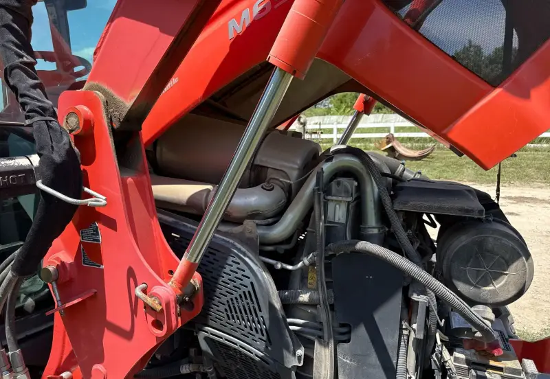 2017 Kubota M6S-111 photo 40