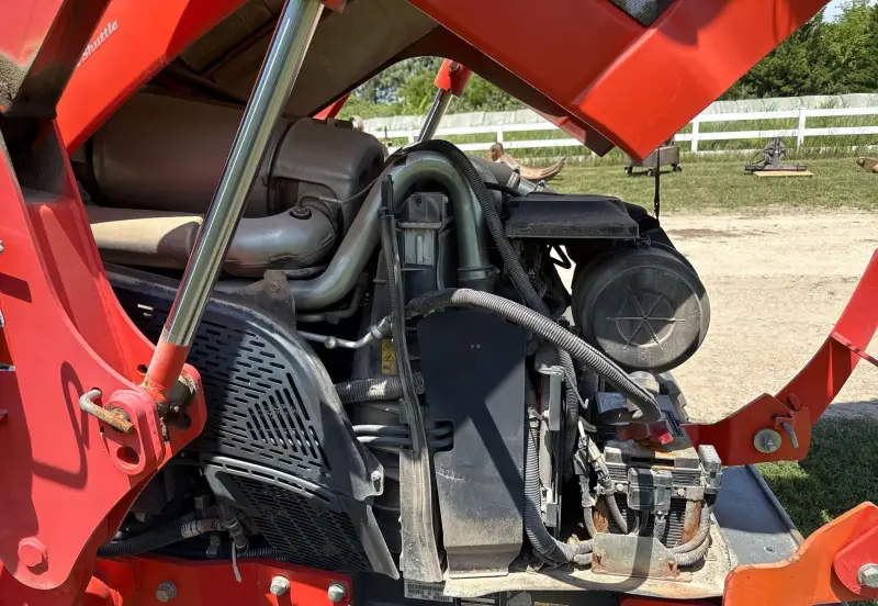 2017 Kubota M6S-111 photo 41
