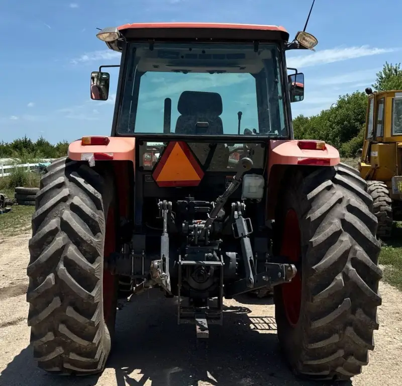 2017 Kubota M6S-111 photo 6