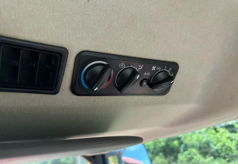 2017 Kubota M6S-111 photo 34