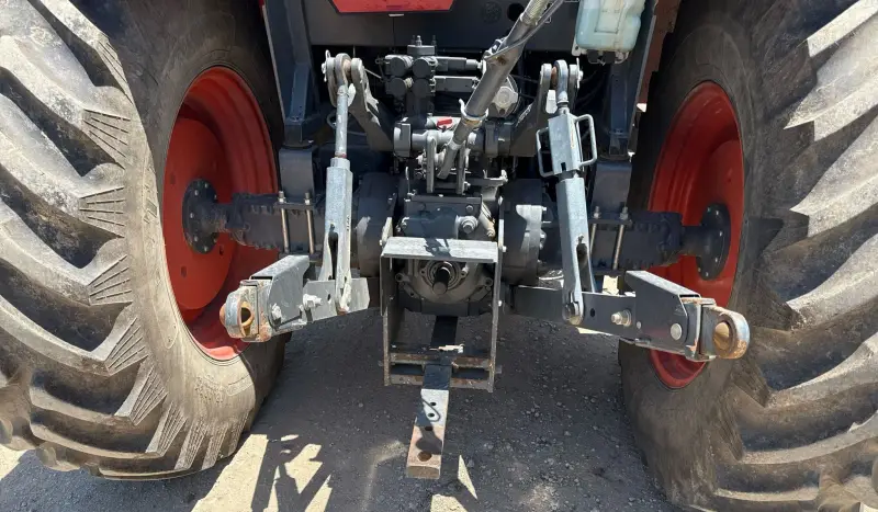 2017 Kubota M6S-111 photo 19