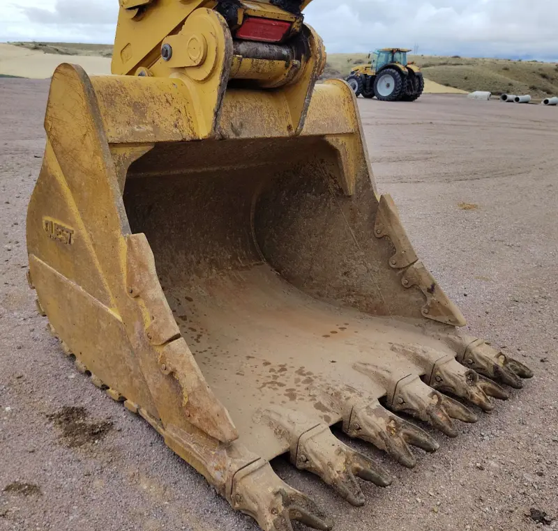 2023 Caterpillar 352 photo 20