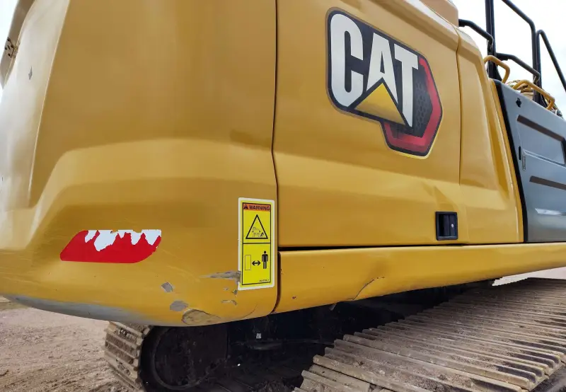 2023 Caterpillar 352 photo 46