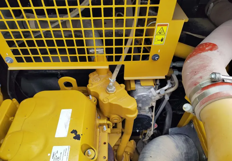 2023 Caterpillar 352 photo 64