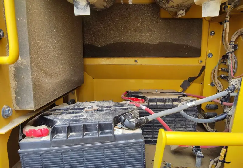 2023 Caterpillar 352 photo 72