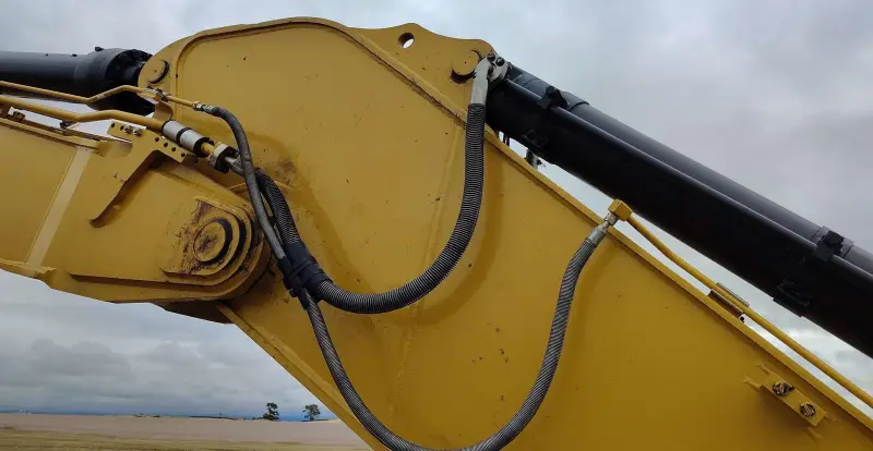 2023 Caterpillar 352 photo 36