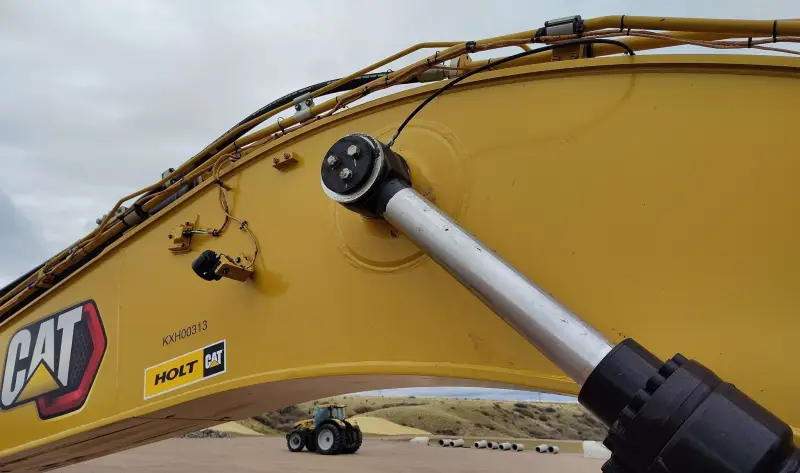 2023 Caterpillar 352 photo 30