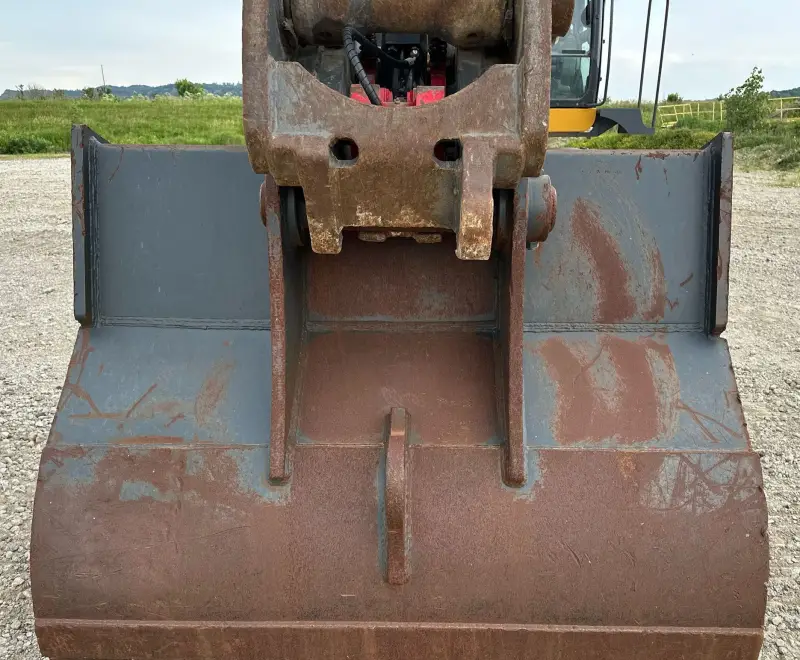 2017 John Deere 470G LC photo 16