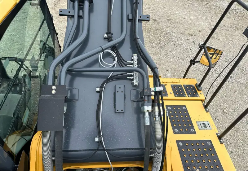 2017 John Deere 470G LC photo 42