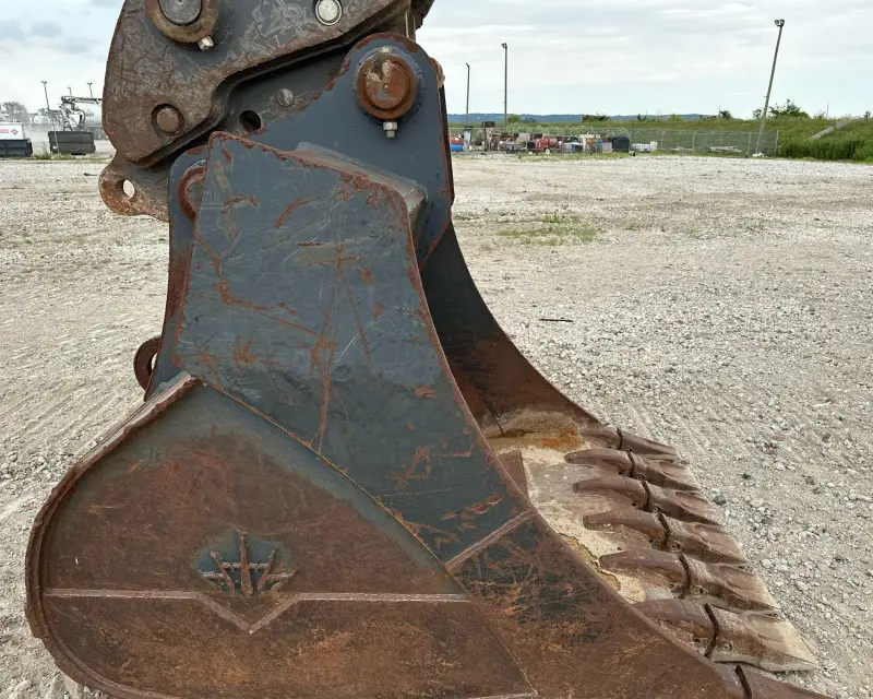 2017 John Deere 470G LC photo 15