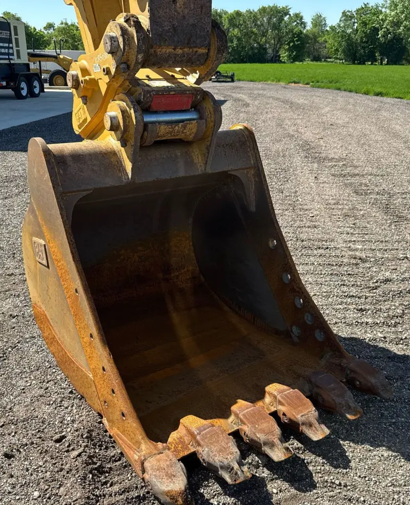 2018 Caterpillar 320 photo 13