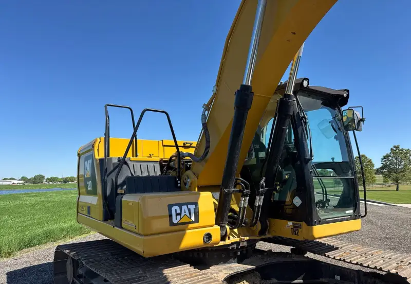 2018 Caterpillar 320 photo 22