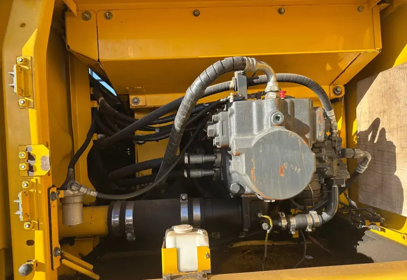 2012 Komatsu PC490LC-10 photo 29