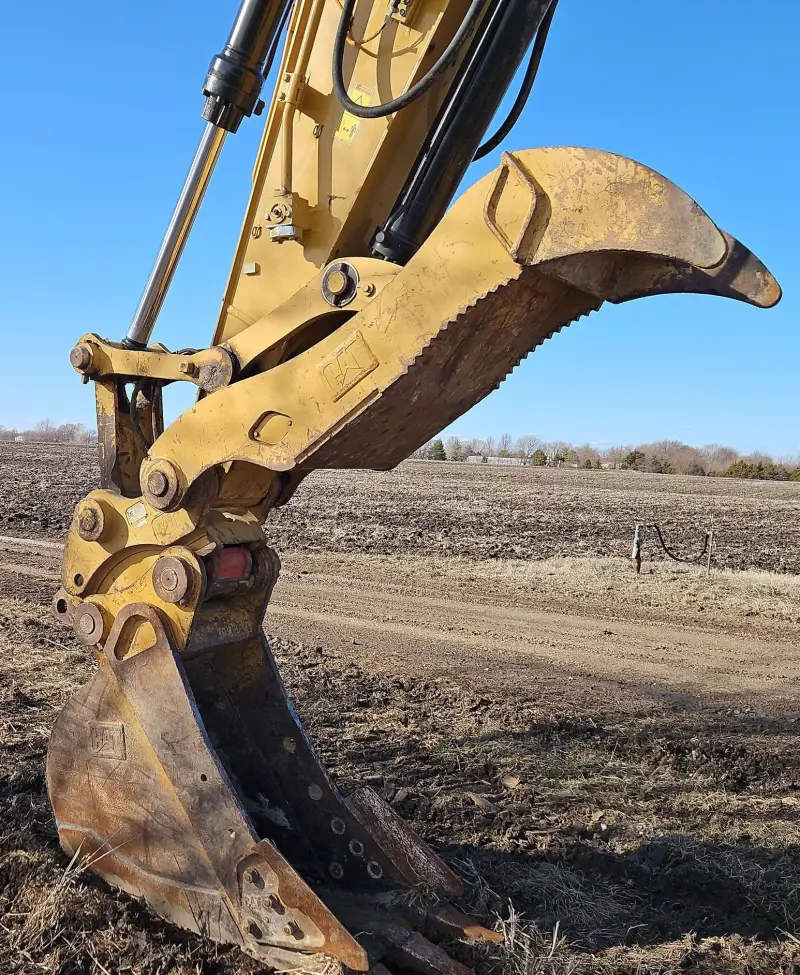 2016 Caterpillar 323FL photo 9