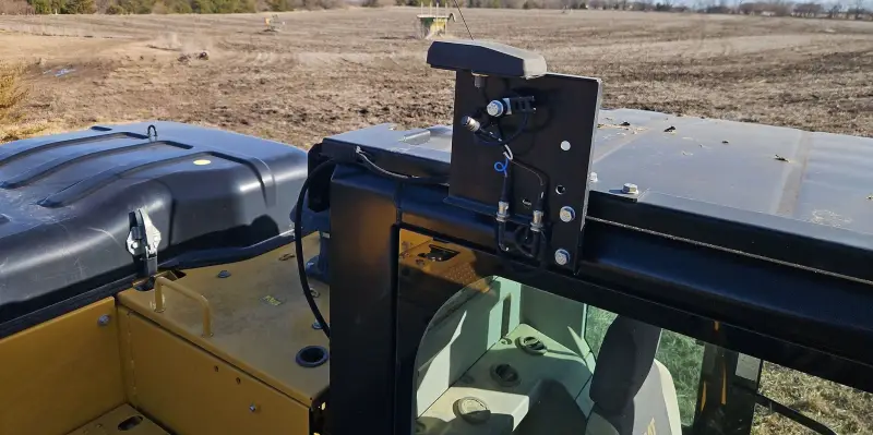 2016 Caterpillar 323FL photo 26