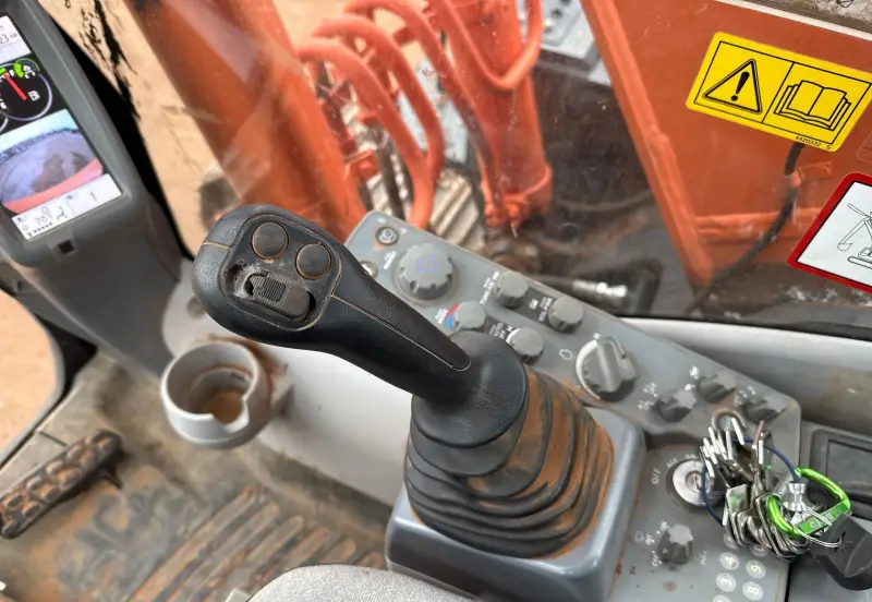 2021 Hitachi ZX160LC-6N photo 57