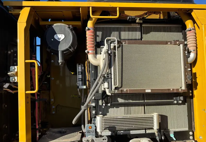 2017 Caterpillar 323FL photo 26