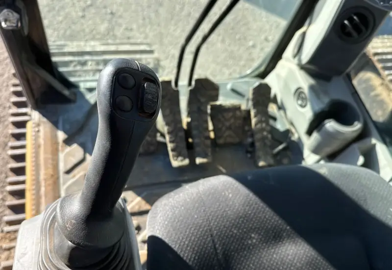 2017 Caterpillar 323FL photo 38