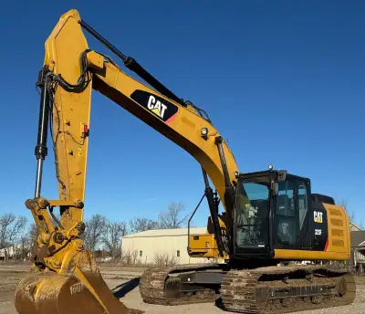 2017 Caterpillar 323FL