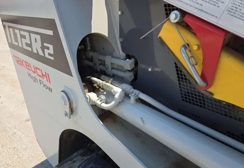 2023 Takeuchi TL12R-2 photo 19