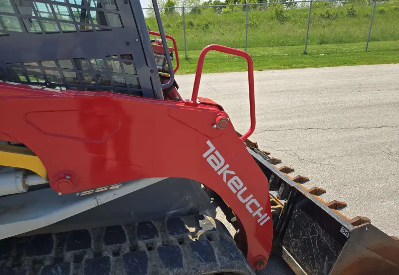 2023 Takeuchi TL12R-2 photo 18