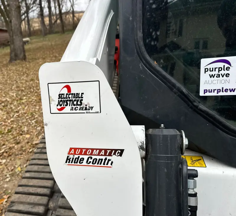 2024 Bobcat T770 photo 16