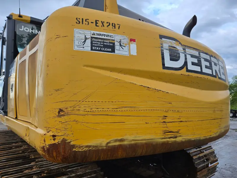 2014 John Deere 210G LC photo 34