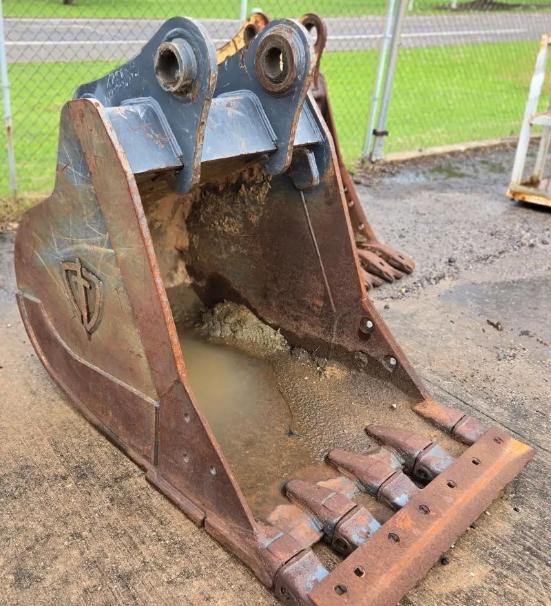 2014 John Deere 210G LC photo 96